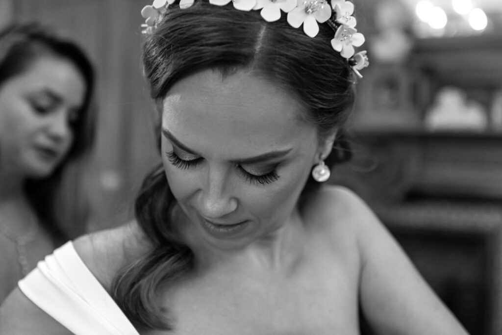 Femme en robe de marié